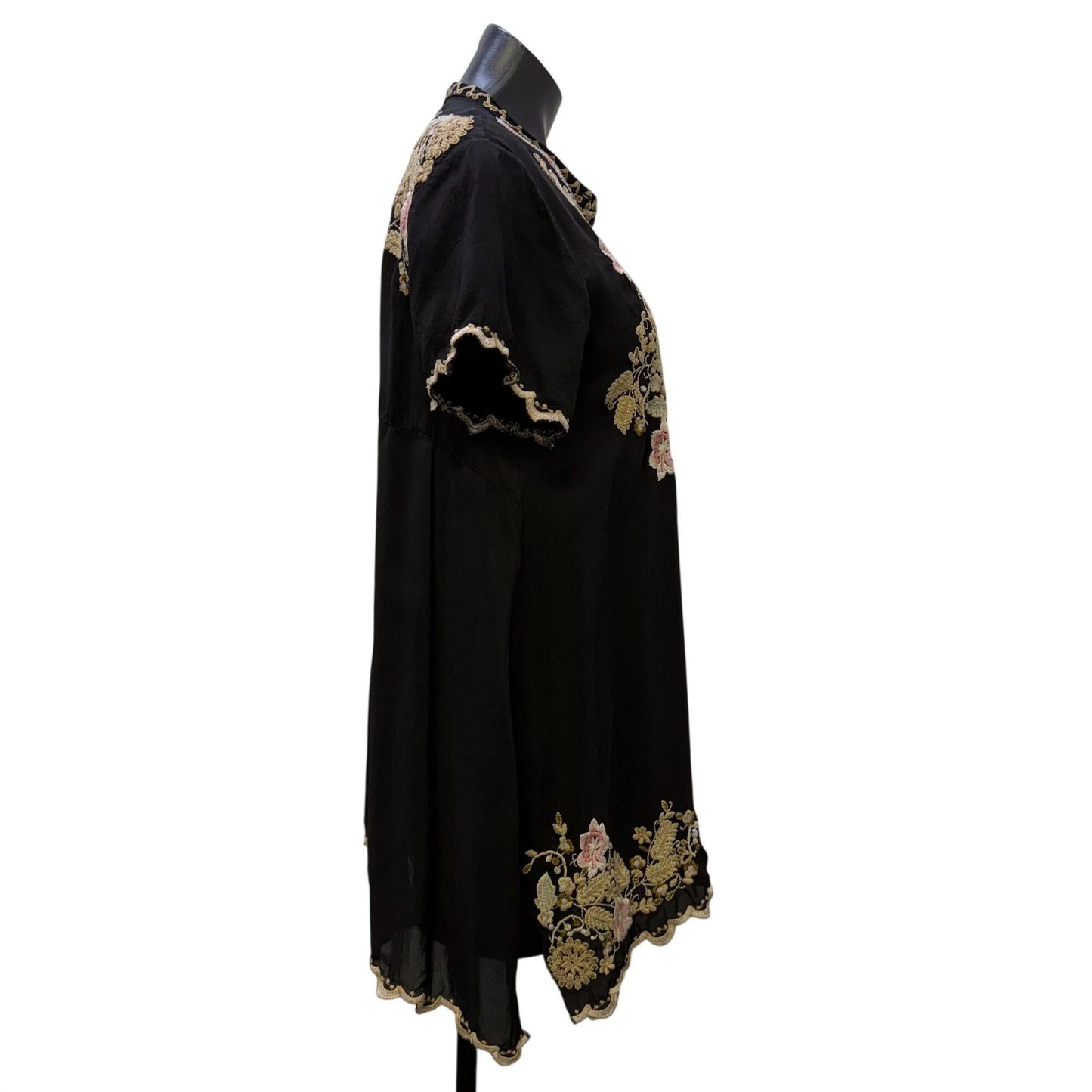 Johnny Was Black Embroidered Tunic Blouse With Floral Details Size L