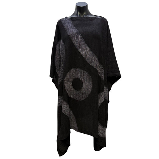 Steve Sells Studio Black & Gray Textured Poncho One Size