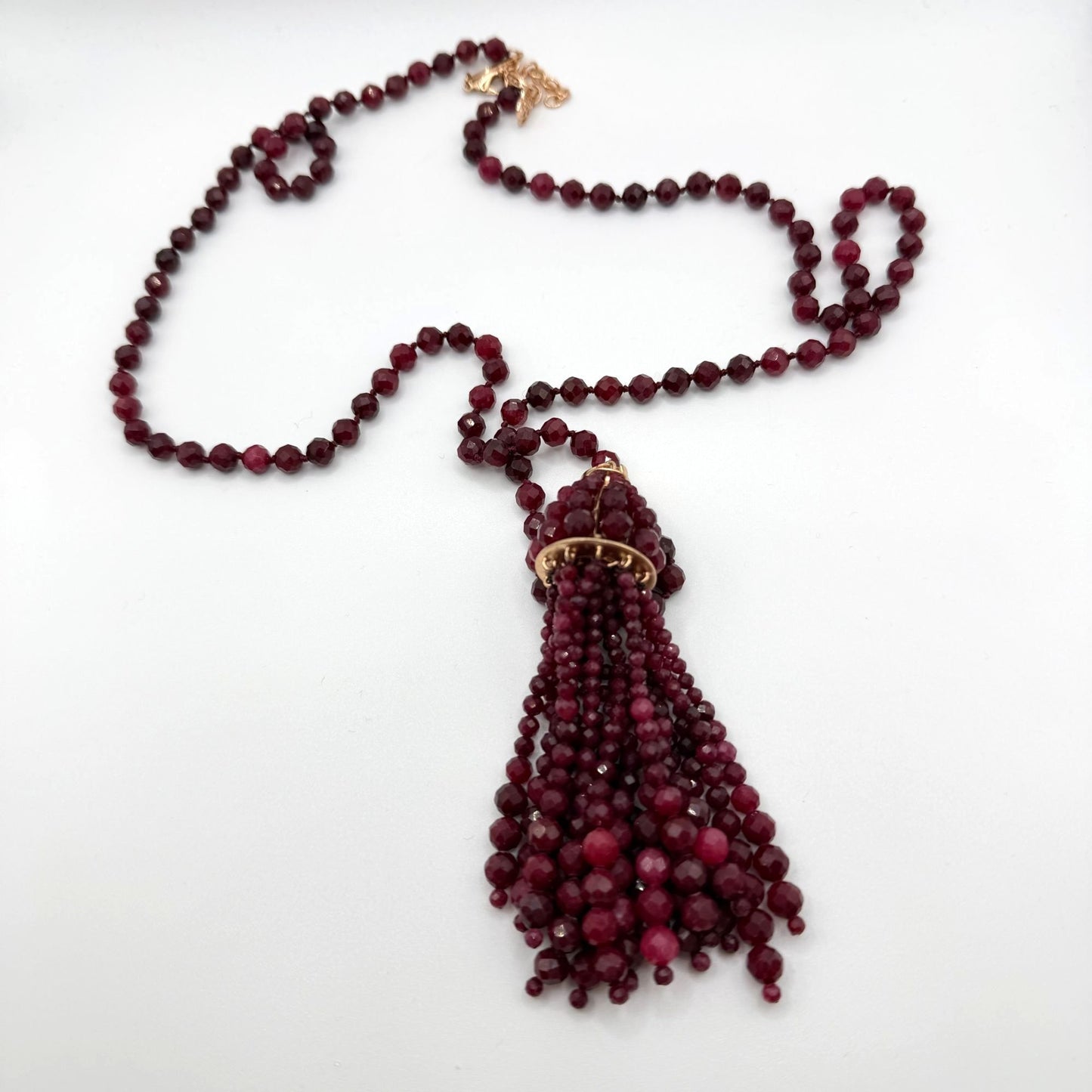 Kendra Scott Sylvia Long Beaded Necklace With Tassel In Maroon Jade Gold-Tone