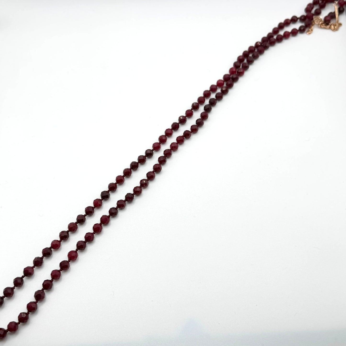 Kendra Scott Sylvia Long Beaded Necklace With Tassel In Maroon Jade Gold-Tone
