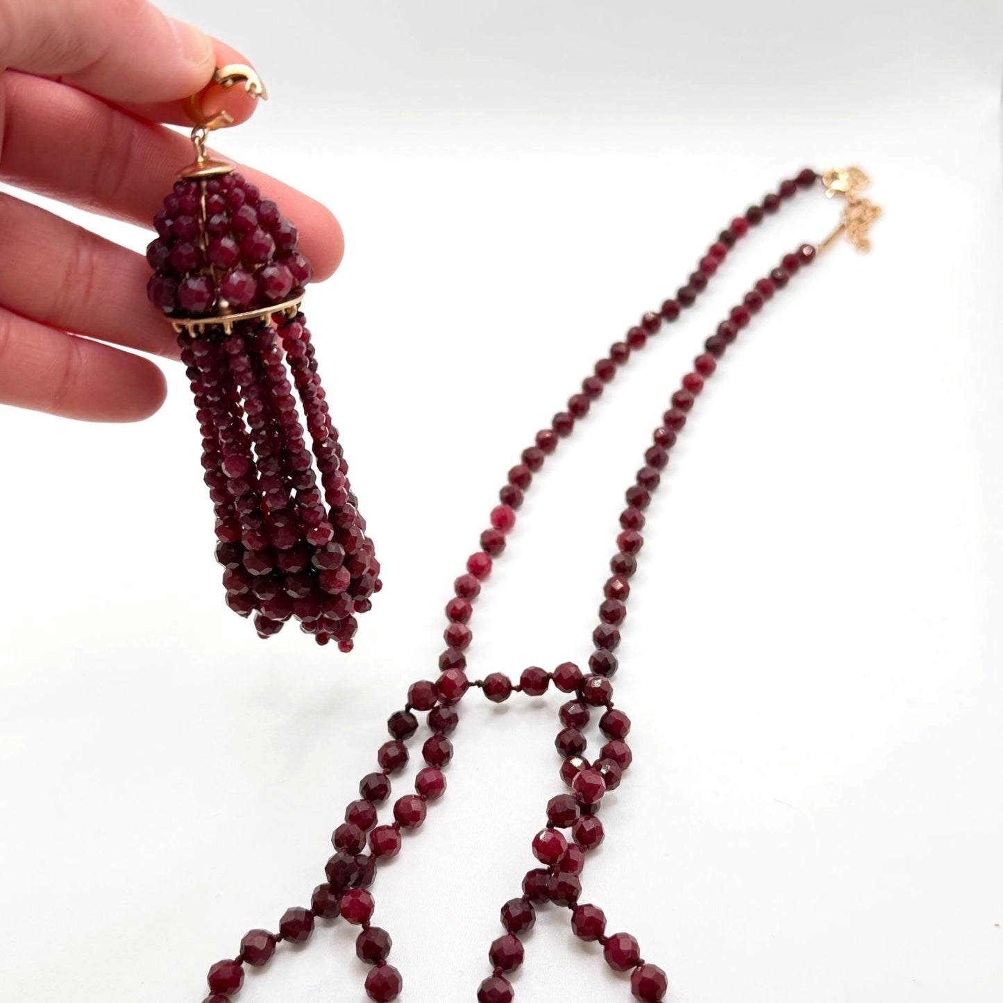 Kendra Scott Sylvia Long Beaded Necklace With Tassel In Maroon Jade Gold-Tone