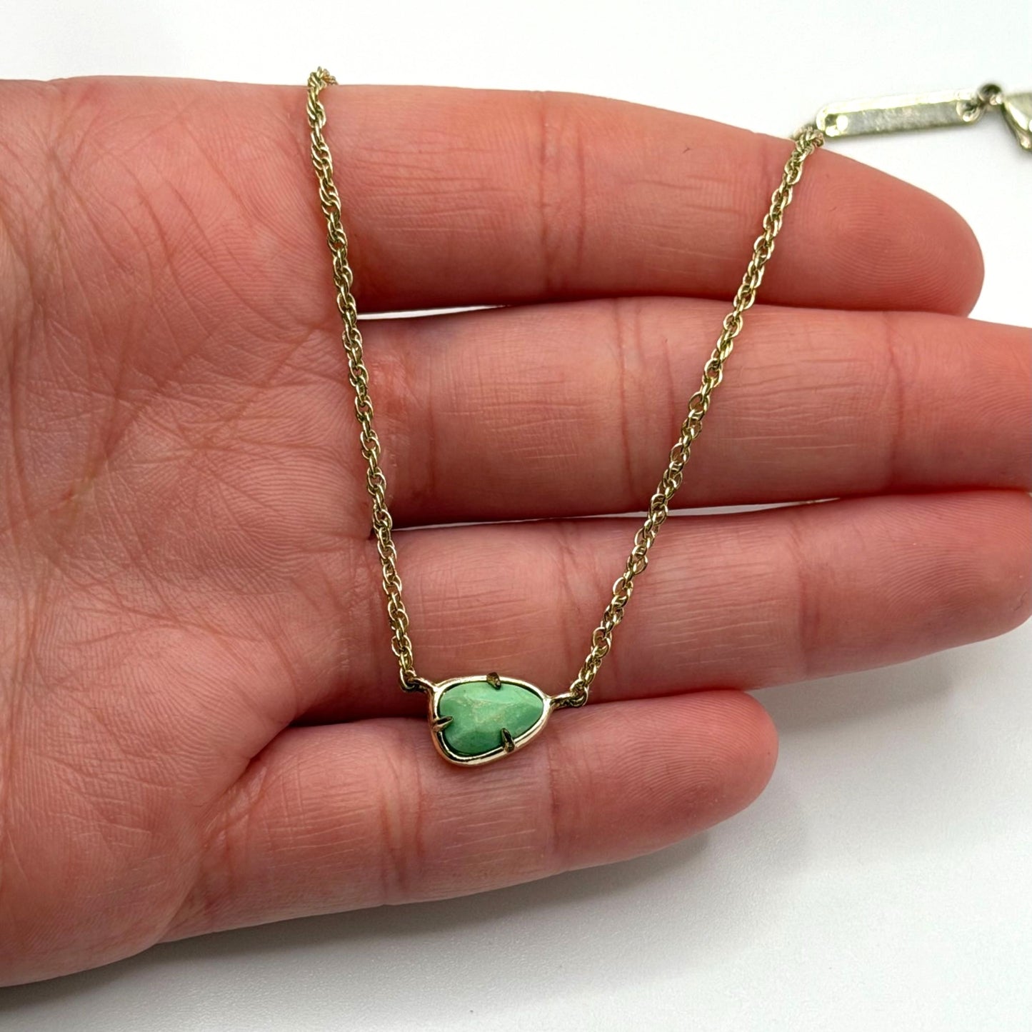 Kendra Scott Gold-Tone Necklace With Green Stone Pendant