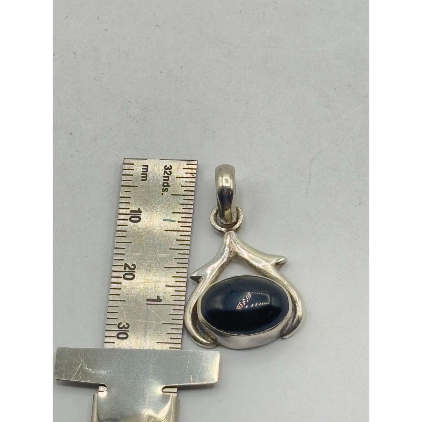 Sterling Silver Vintage Pendant With Dark Blue Oval Stone 925