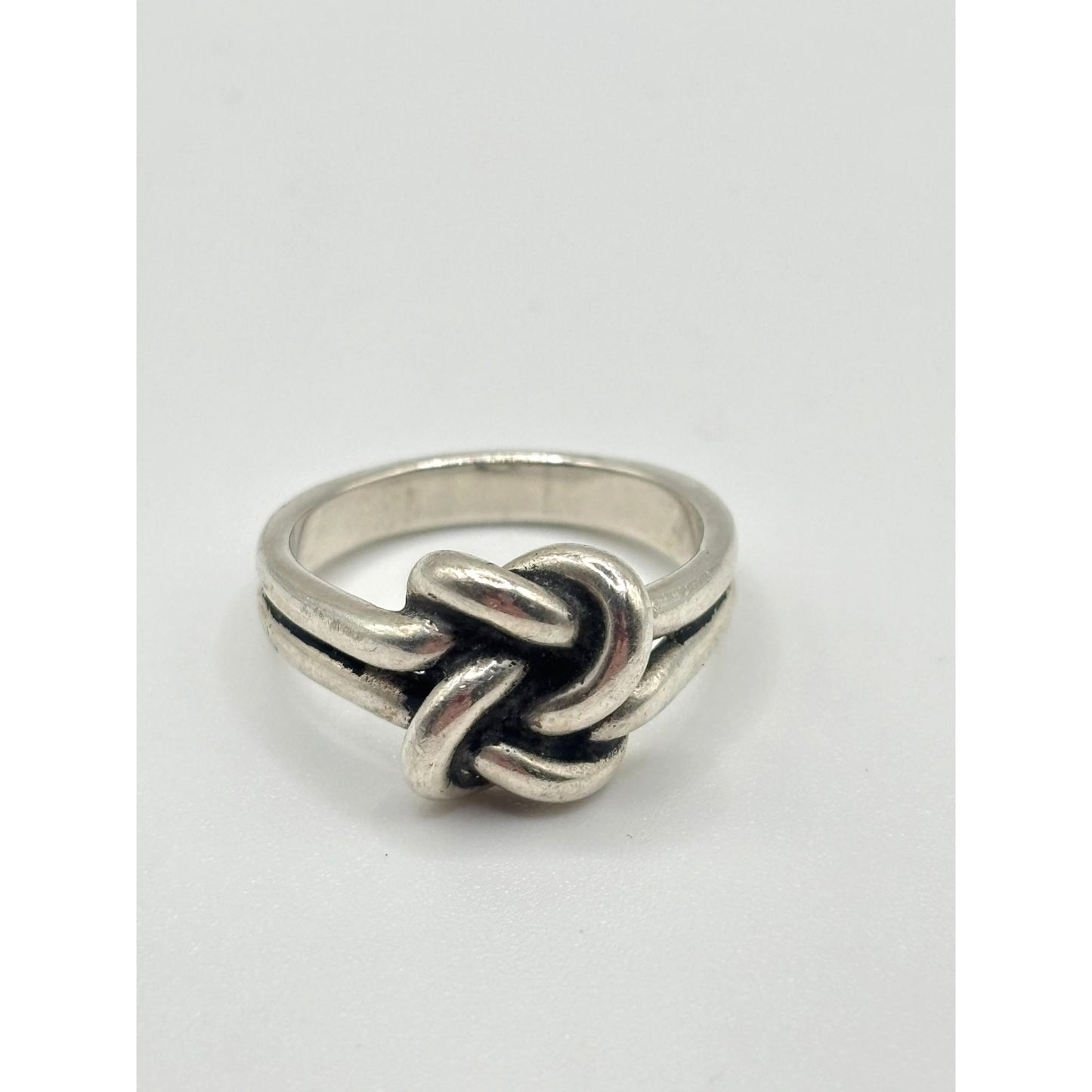 James Avery 925 Sterling Silver Rare Retired Love Knot Ring Size 9