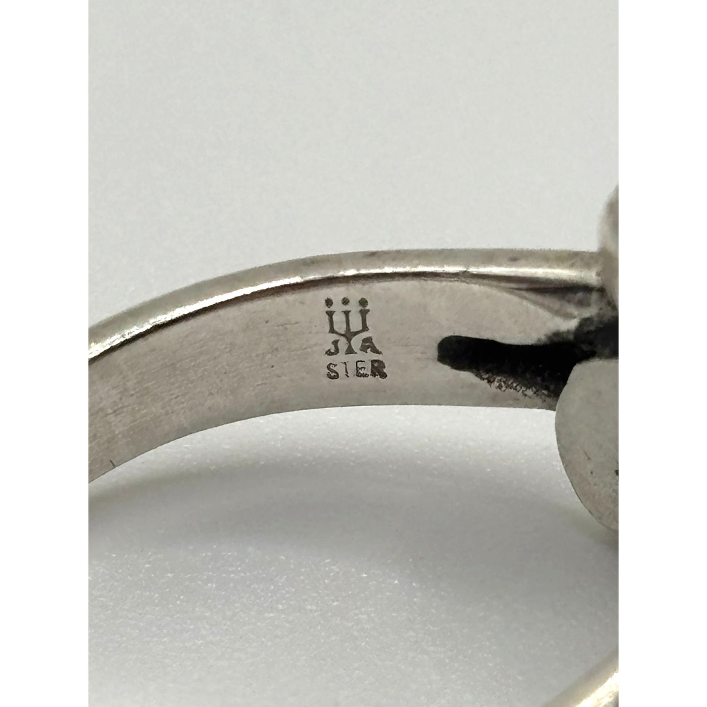 James Avery 925 Sterling Silver Rare Retired Love Knot Ring Size 9