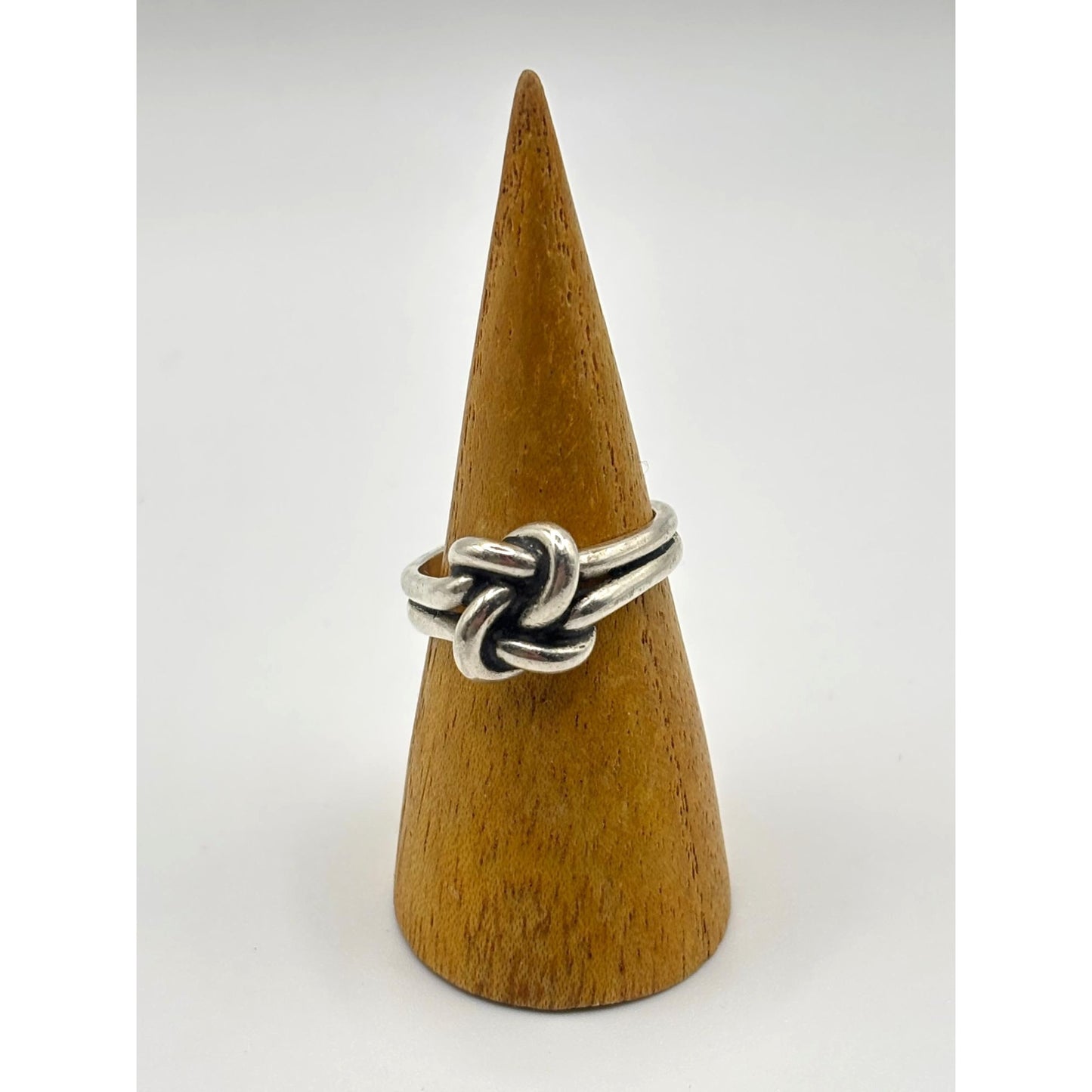 James Avery 925 Sterling Silver Rare Retired Love Knot Ring Size 9