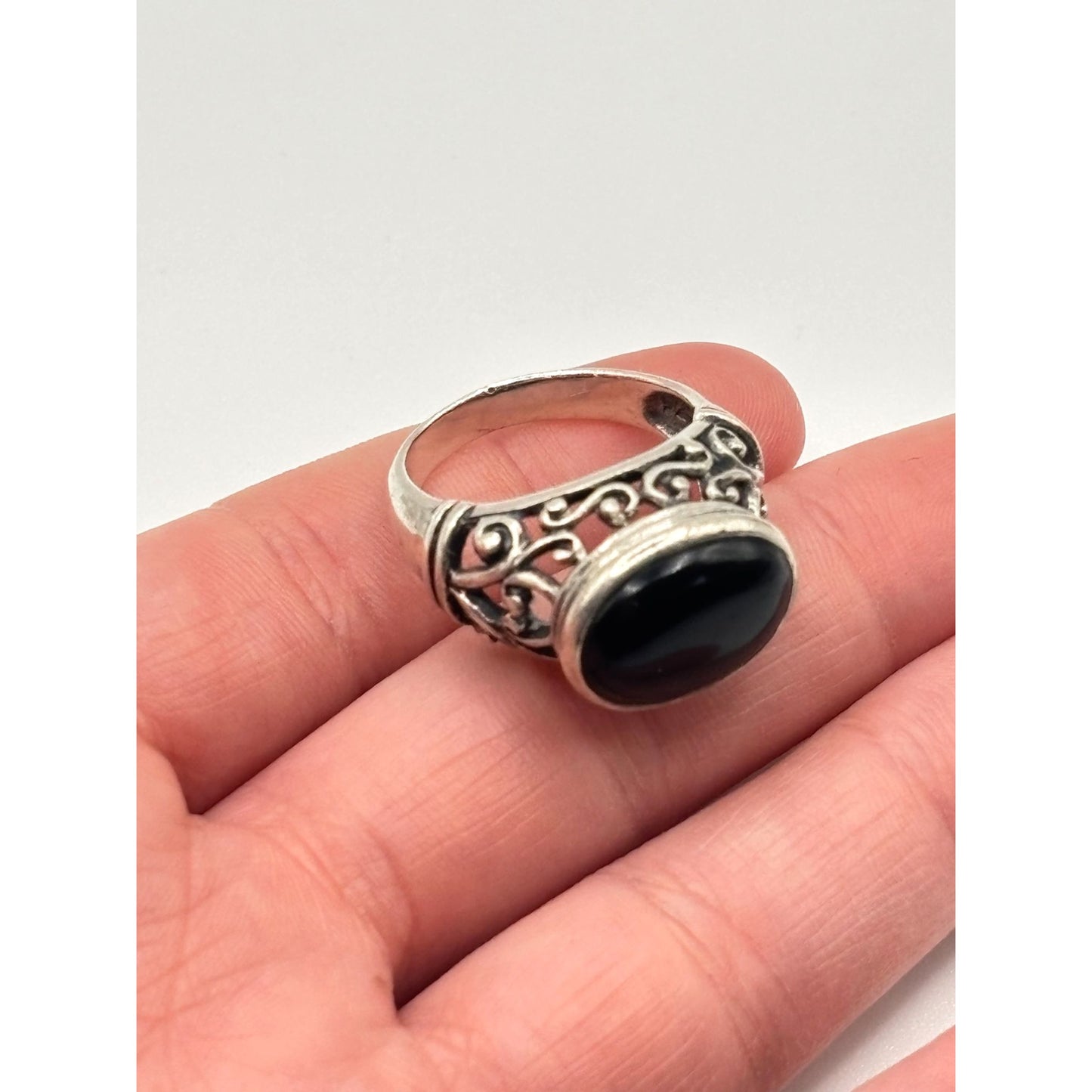 Black Onyx 925 Sterling Silver Filigree Ring Size 7.5