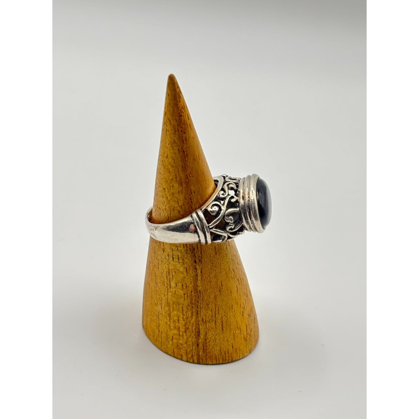 Black Onyx 925 Sterling Silver Filigree Ring Size 7.5