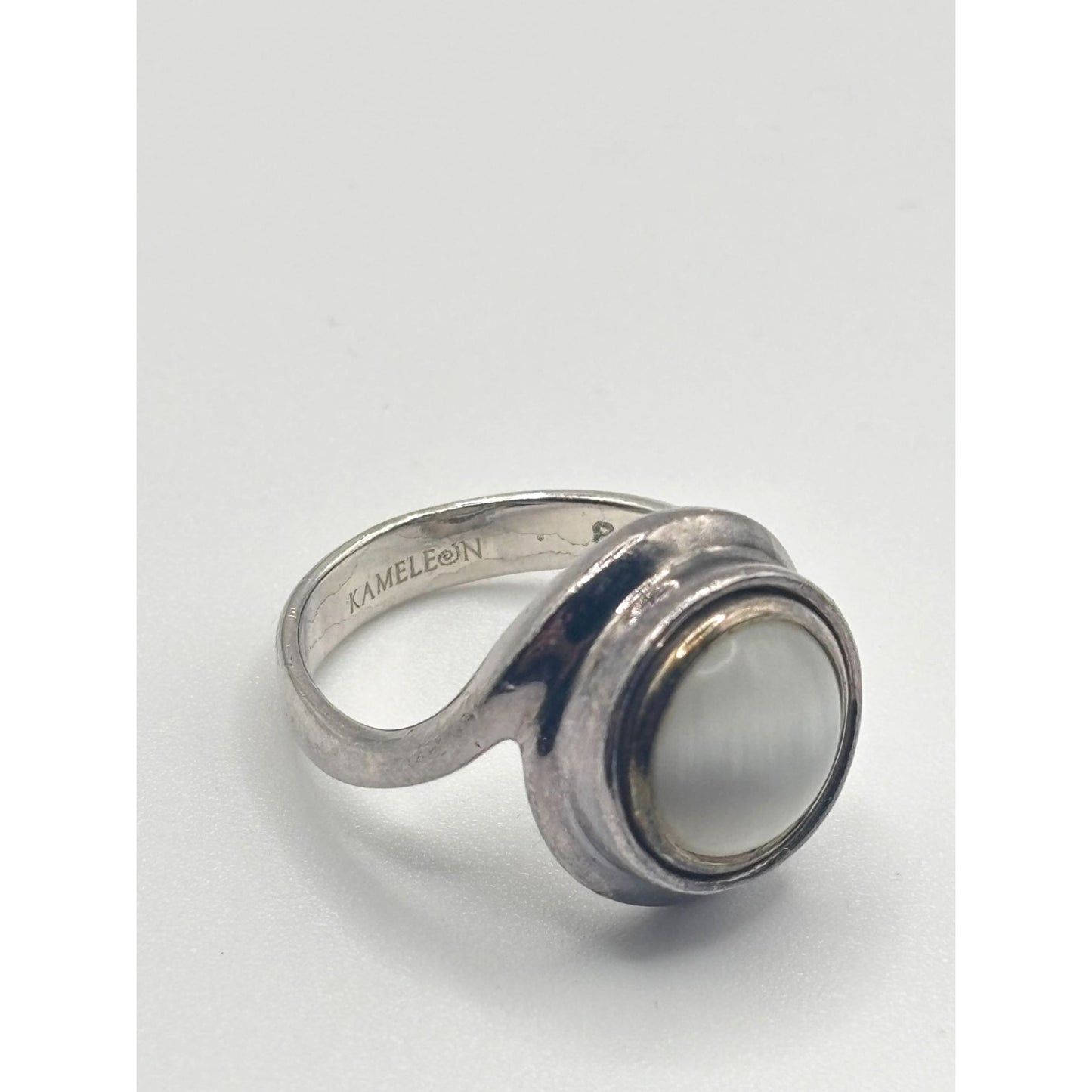 Kameleon 925 Sterling Silver Ring With White Mother Of Pearl Gemstone Size 7.5