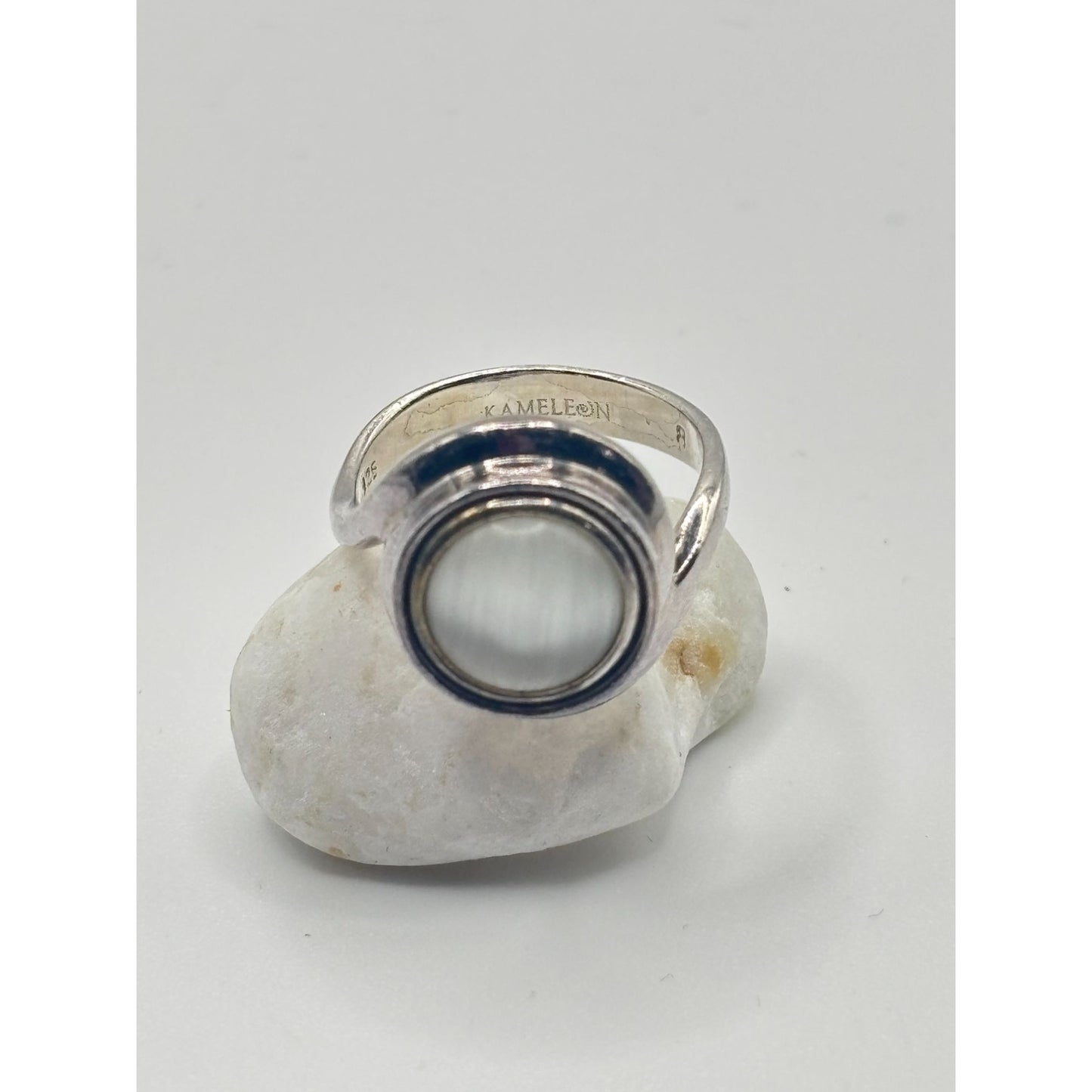 Kameleon 925 Sterling Silver Ring With White Mother Of Pearl Gemstone Size 7.5