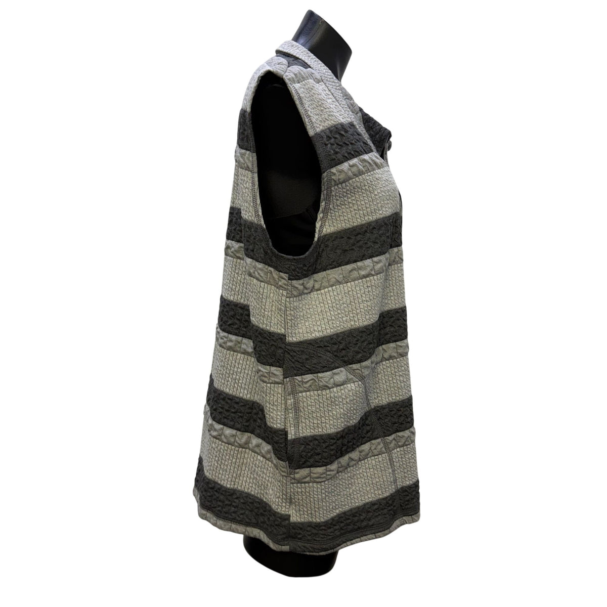 NWT Eleven Stitch Design Gray Striped Vest M