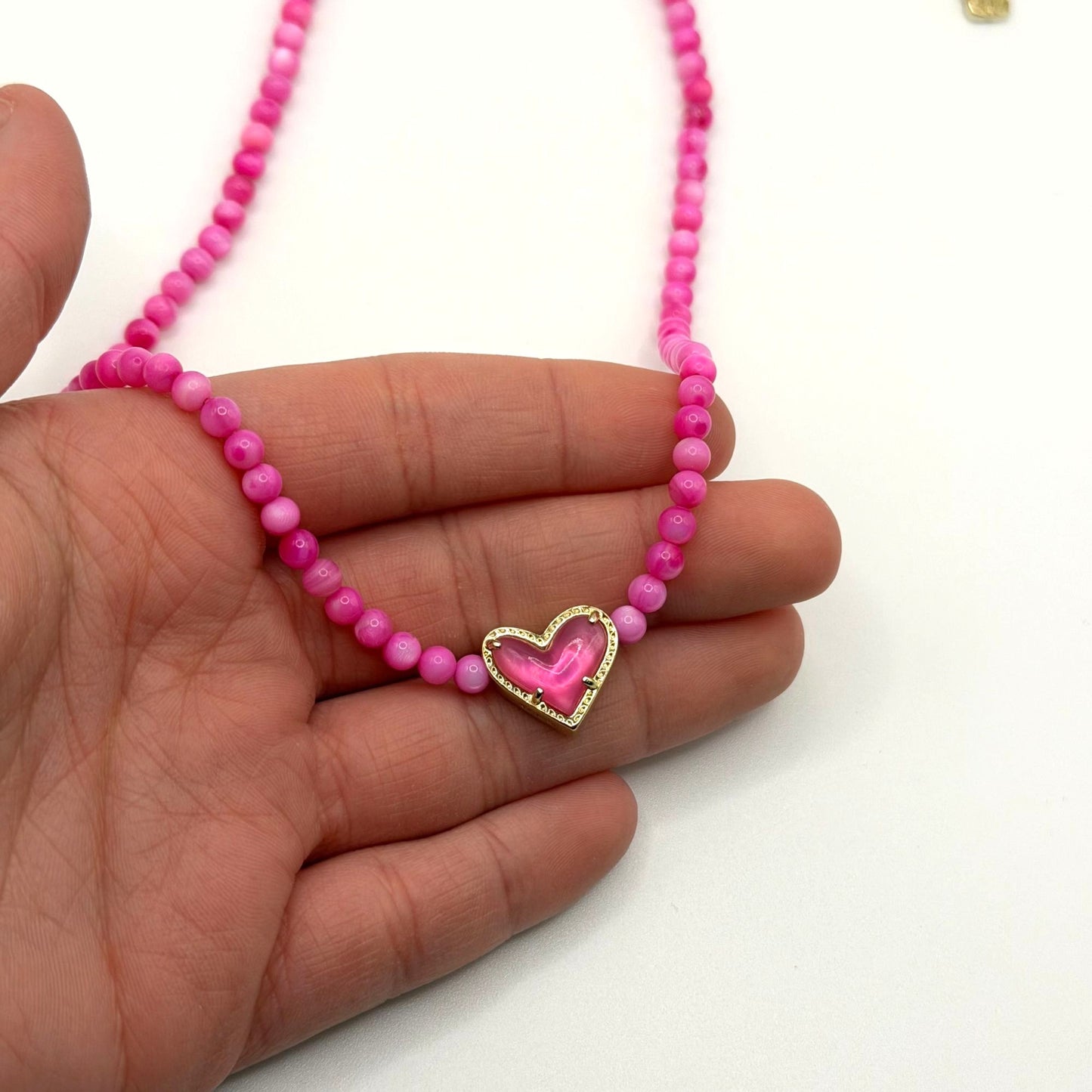 Kendra Scott Pink Beaded Necklace With Gold-Tone Heart Pendant