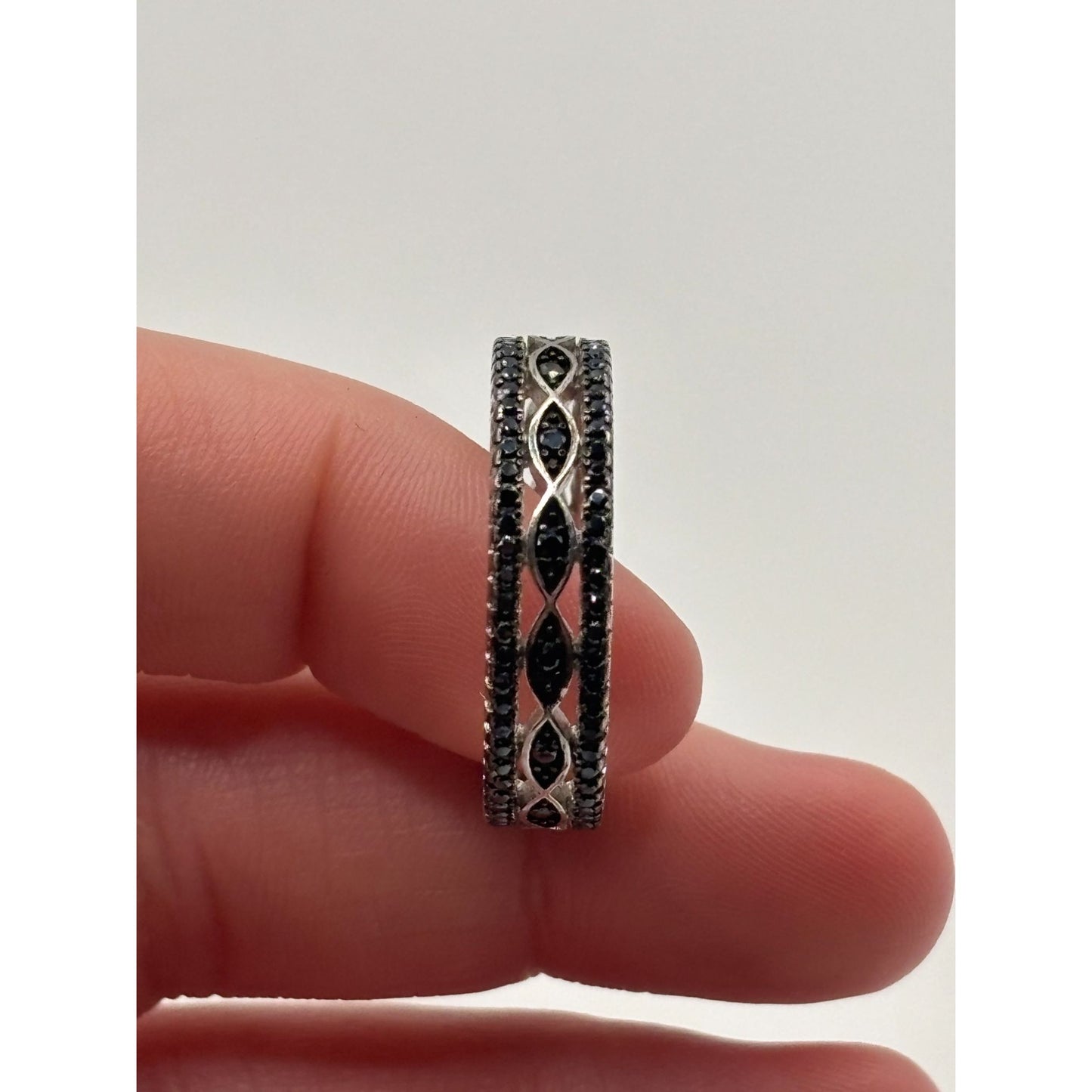 Black Spinel Eternity Ring 925 Sterling Silver Rhodium-Plated Size 10