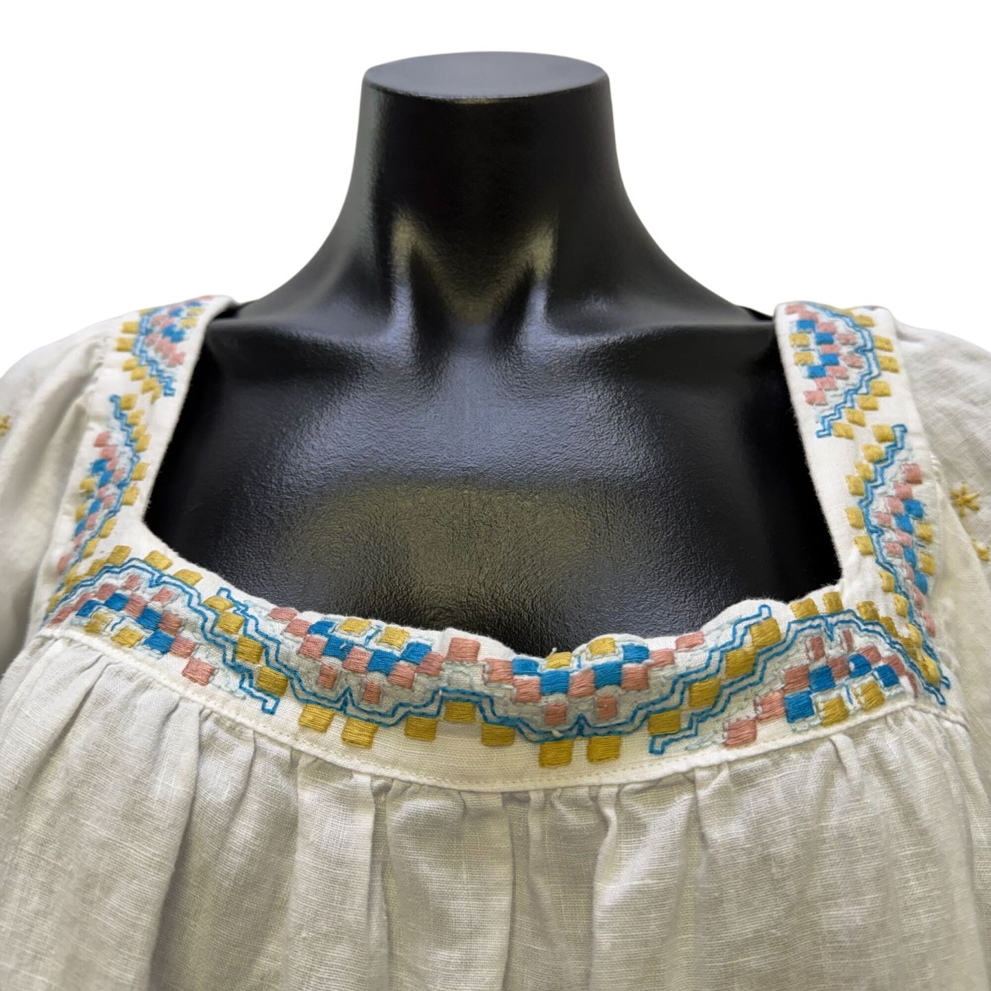 Johnny Was Linen Blouse White Multi Embroidered Floral XL
