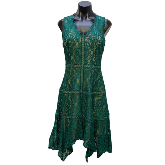Neiman Marcus Green Lace Sleeveless Handkerchief Hem Dress Size 6