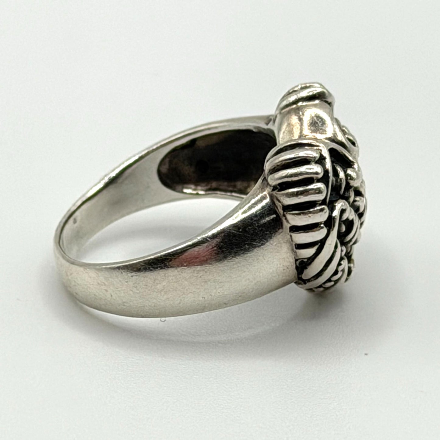 Vintage Sterling Silver Devils Heart Ring Size 8