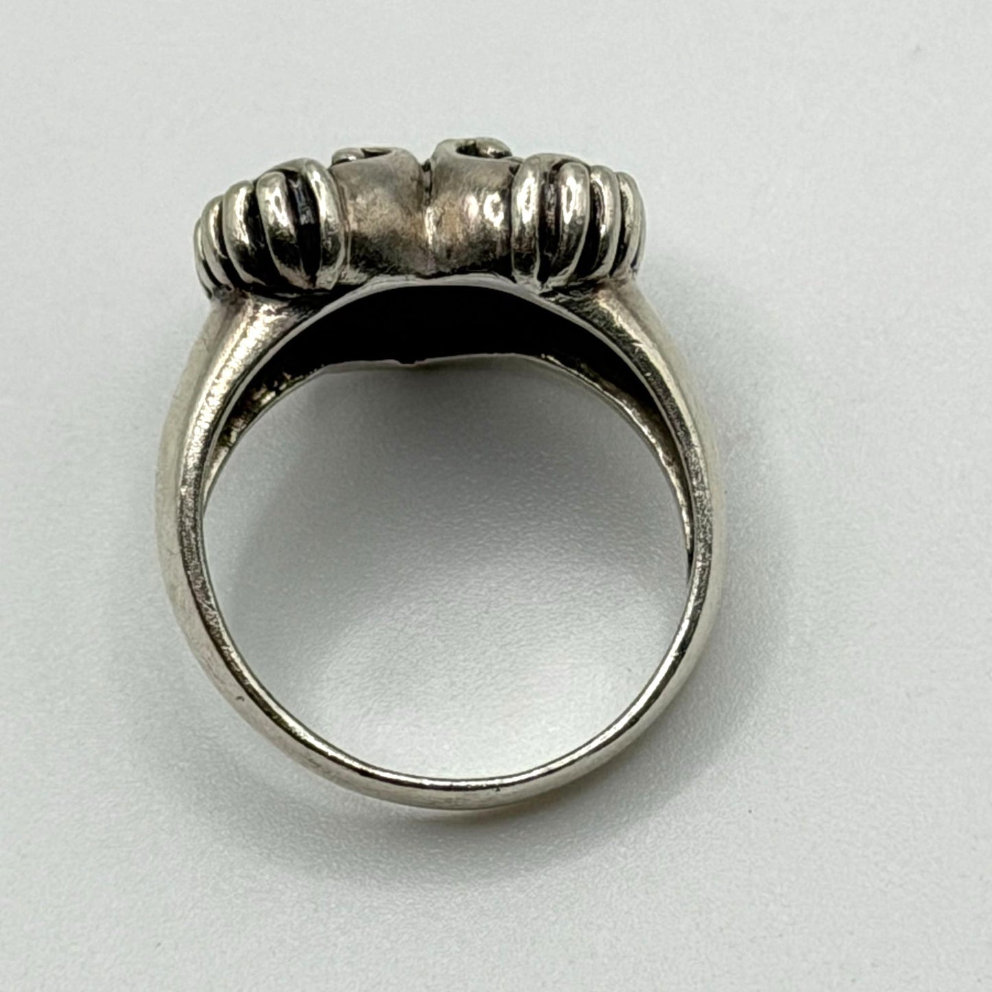 Vintage Sterling Silver Devils Heart Ring Size 8