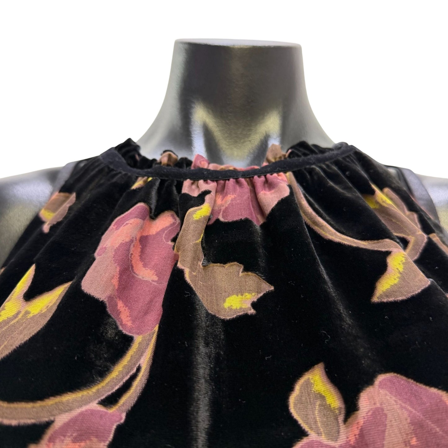 NWT Max Studio Velvet Floral Print Blouse Black Multi-Color M
