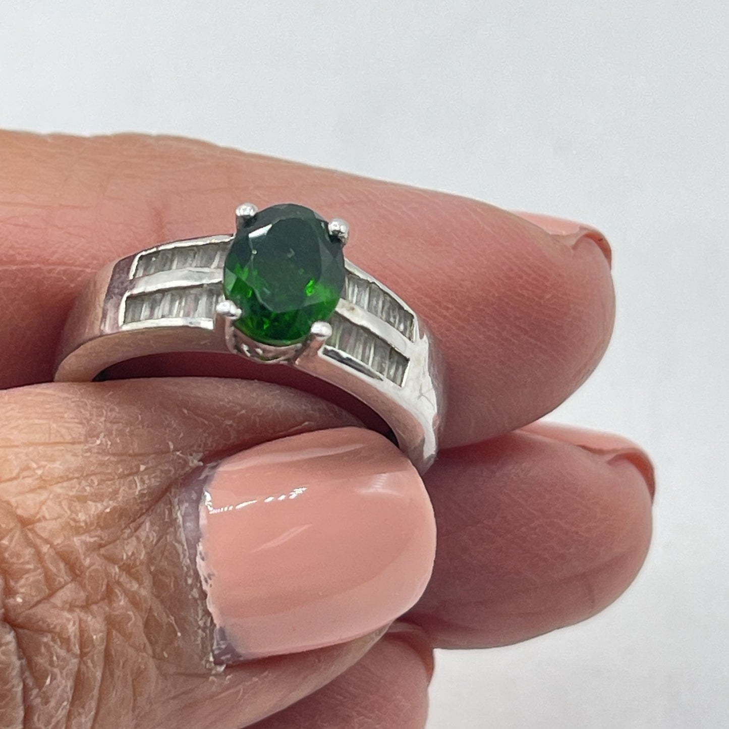 Oval Emerald Stone Crystal Baguettes 925 Sterling Silver Ring 6.5