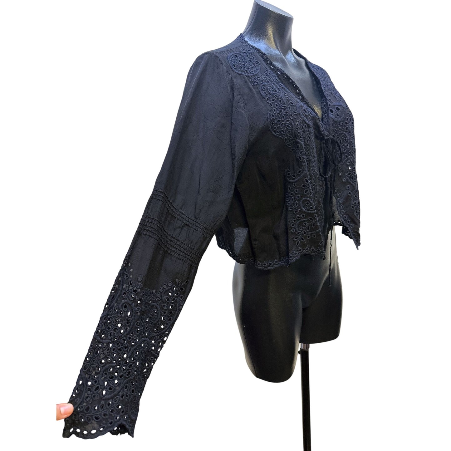 Johnny Was Black Embroidered Eyelet Cropped Long Sleeve Cardigan Size S/M