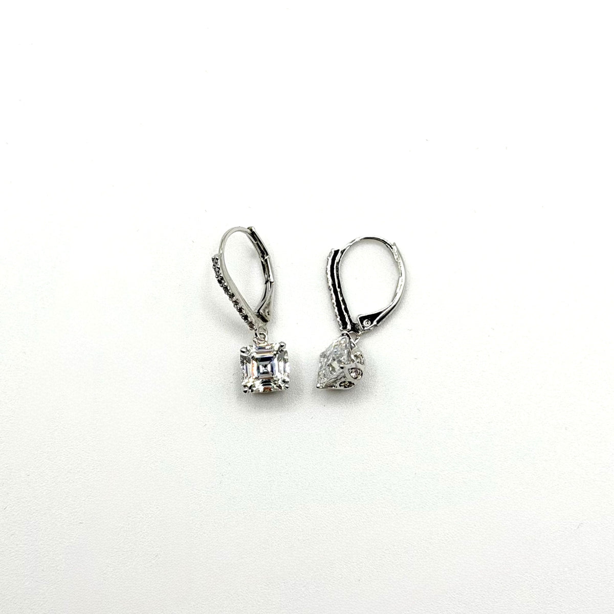 925 Sterling Silver CZ Leverback Earrings Elegant Drop Design