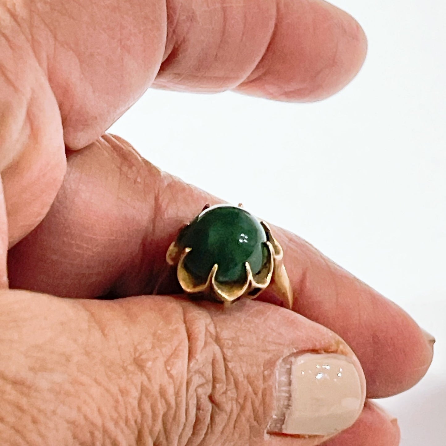 Vintage 10K Gold Green Jade Cabochon Ring Size 6