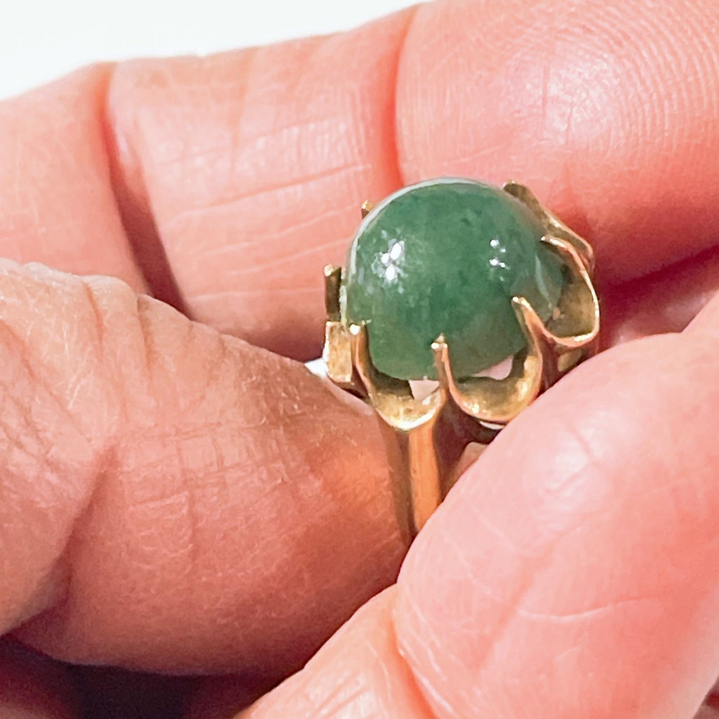 Vintage 10K Gold Green Jade Cabochon Ring Size 6