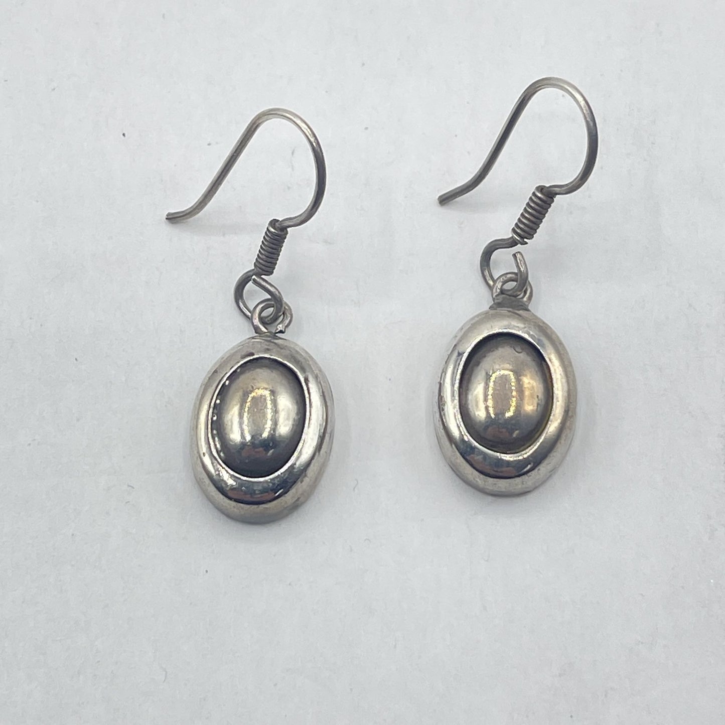 Mexican 925 Sterling Handcrafted Art Deco Geometric Oval Design Drop Earrings