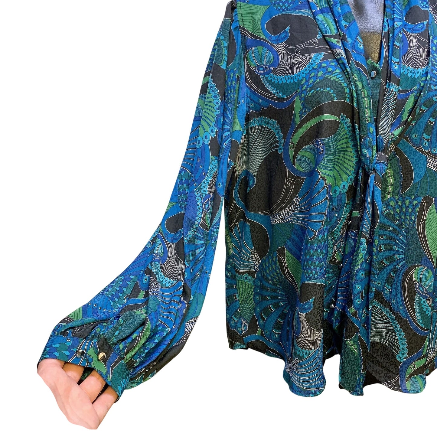 NWT Chico's Blouse Abstract Blue Green Pattern Button Cuffs Tie Neck Size 3/XL