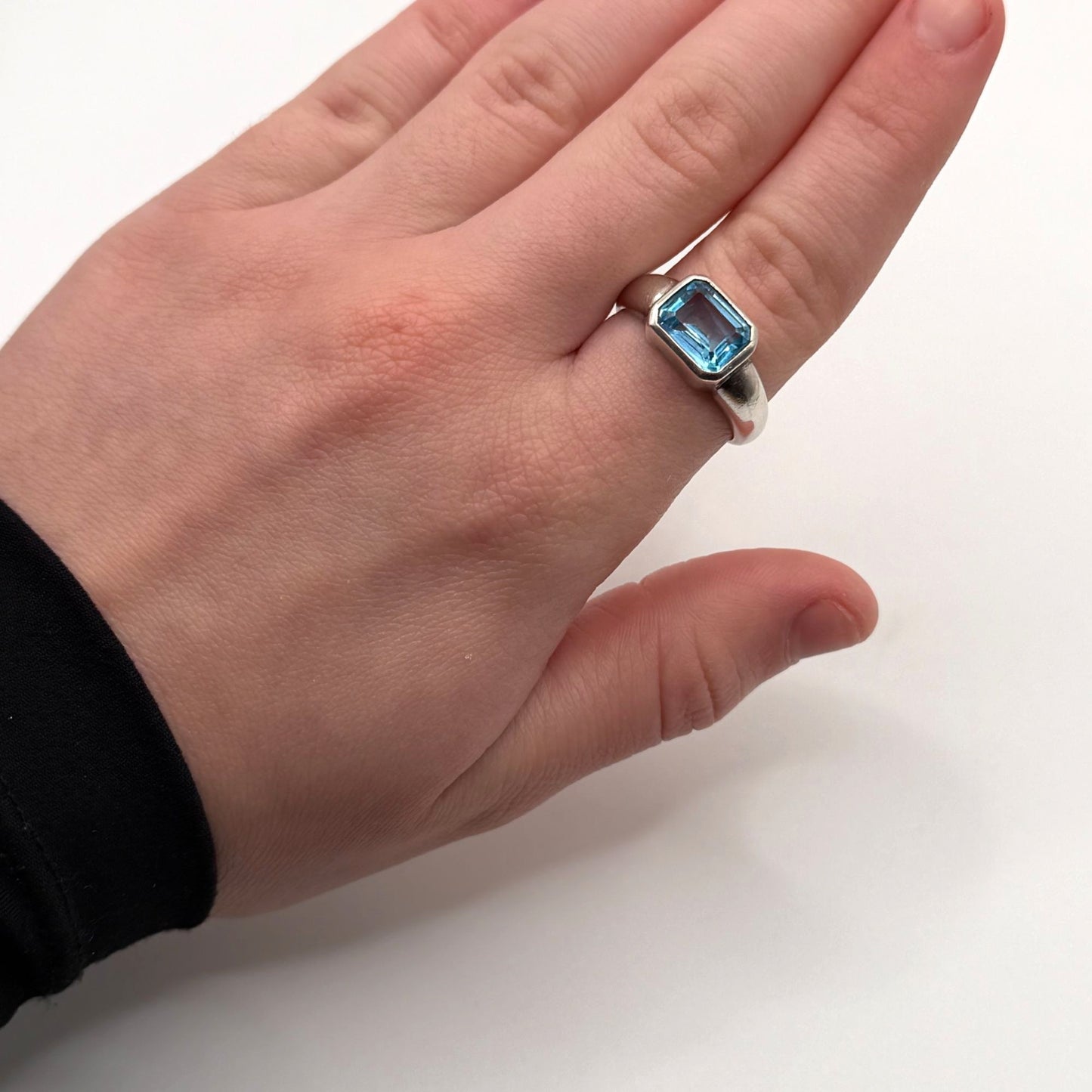 Sterling Silver 925 Blue Topaz Ring Rectangular Cut Gemstone