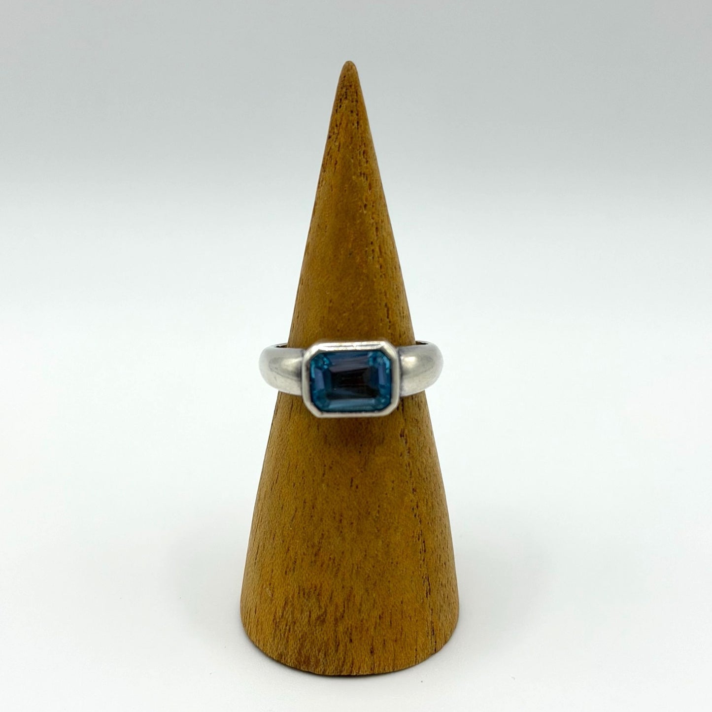 Sterling Silver 925 Blue Topaz Ring Rectangular Cut Gemstone