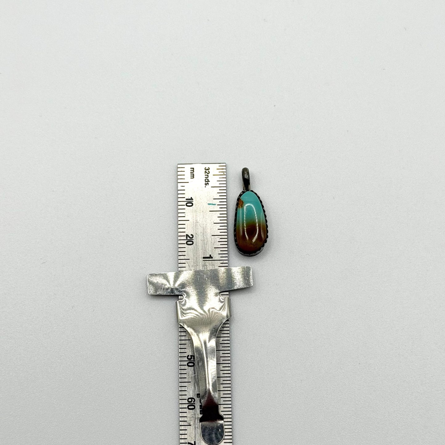 D O 925 Sterling Silver Turquoise Pendant With Brown Gradient Stone Design