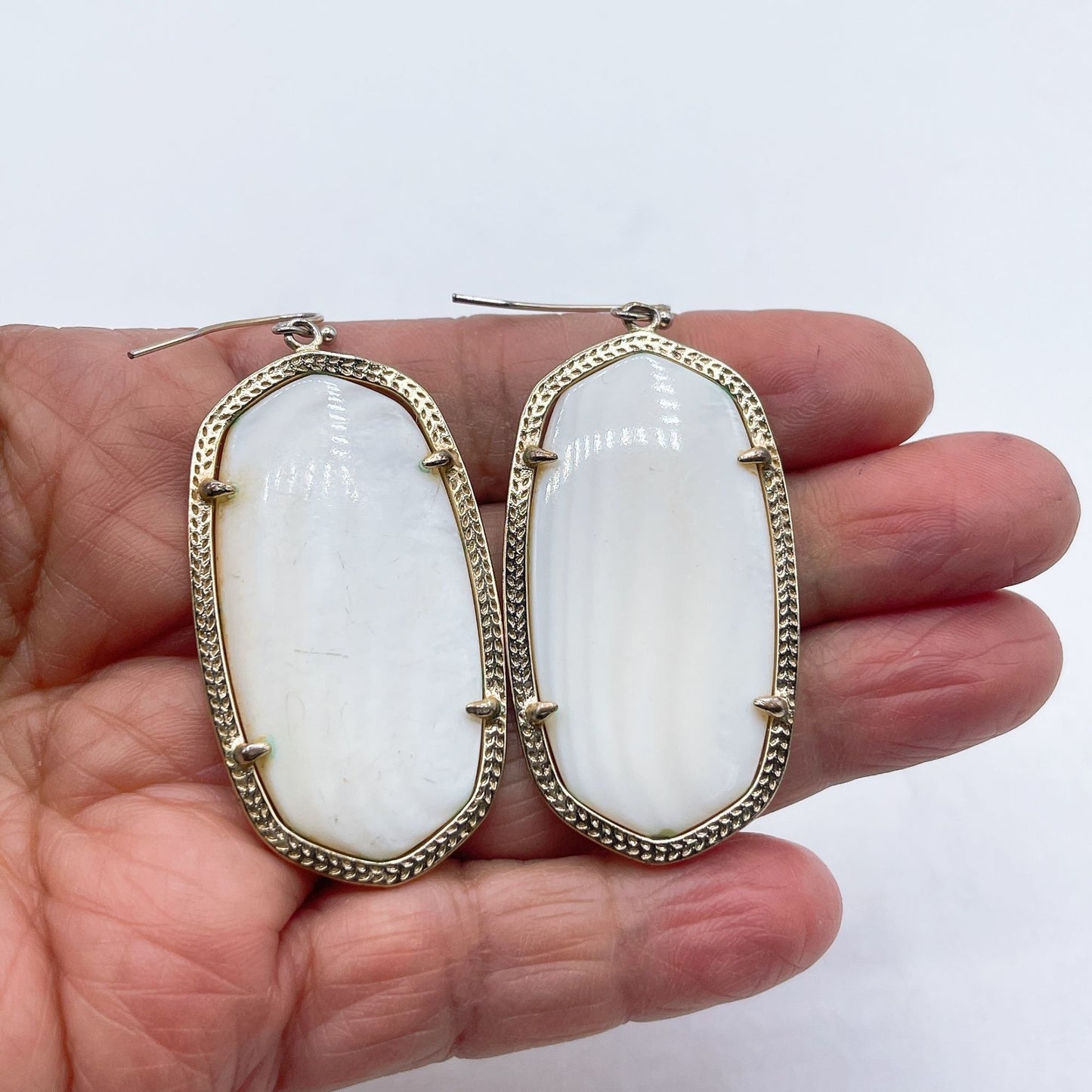 Kendra Scott Gold White Oval Drop Earrings Large