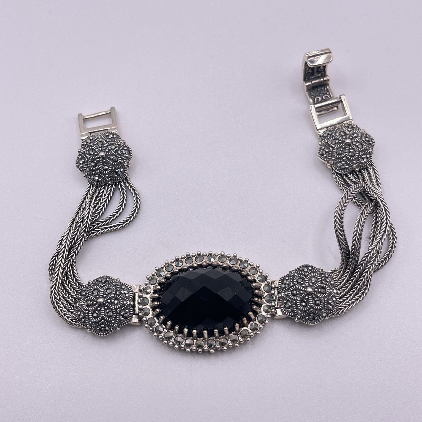 Vintage 925 Sterling Silver Black Onyx Cable Bracelet Filigree Design Secure Clasp